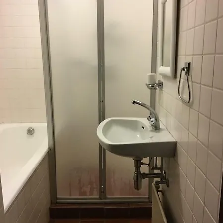 't Aarthuis 엠스트